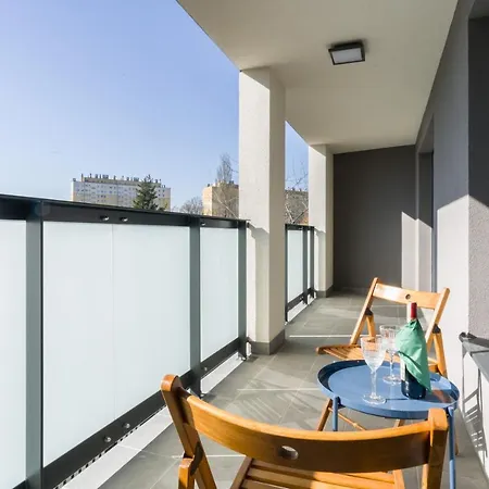 Rejtana With Free Garage By Renters Posen