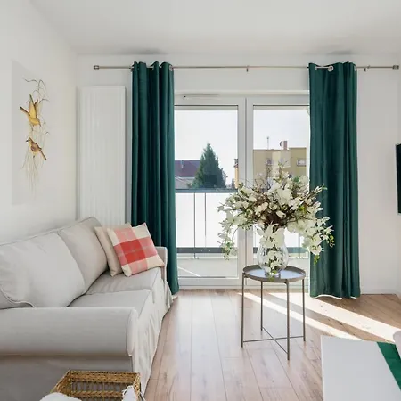 Rejtana With Free Garage By Renters *